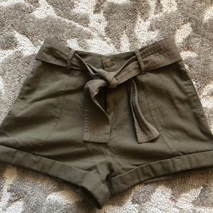 Billabong high shorts in olive green, new no tags